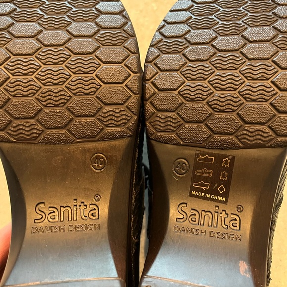 Sanita Gray Clogs Size 39 - Picture 14 of 15